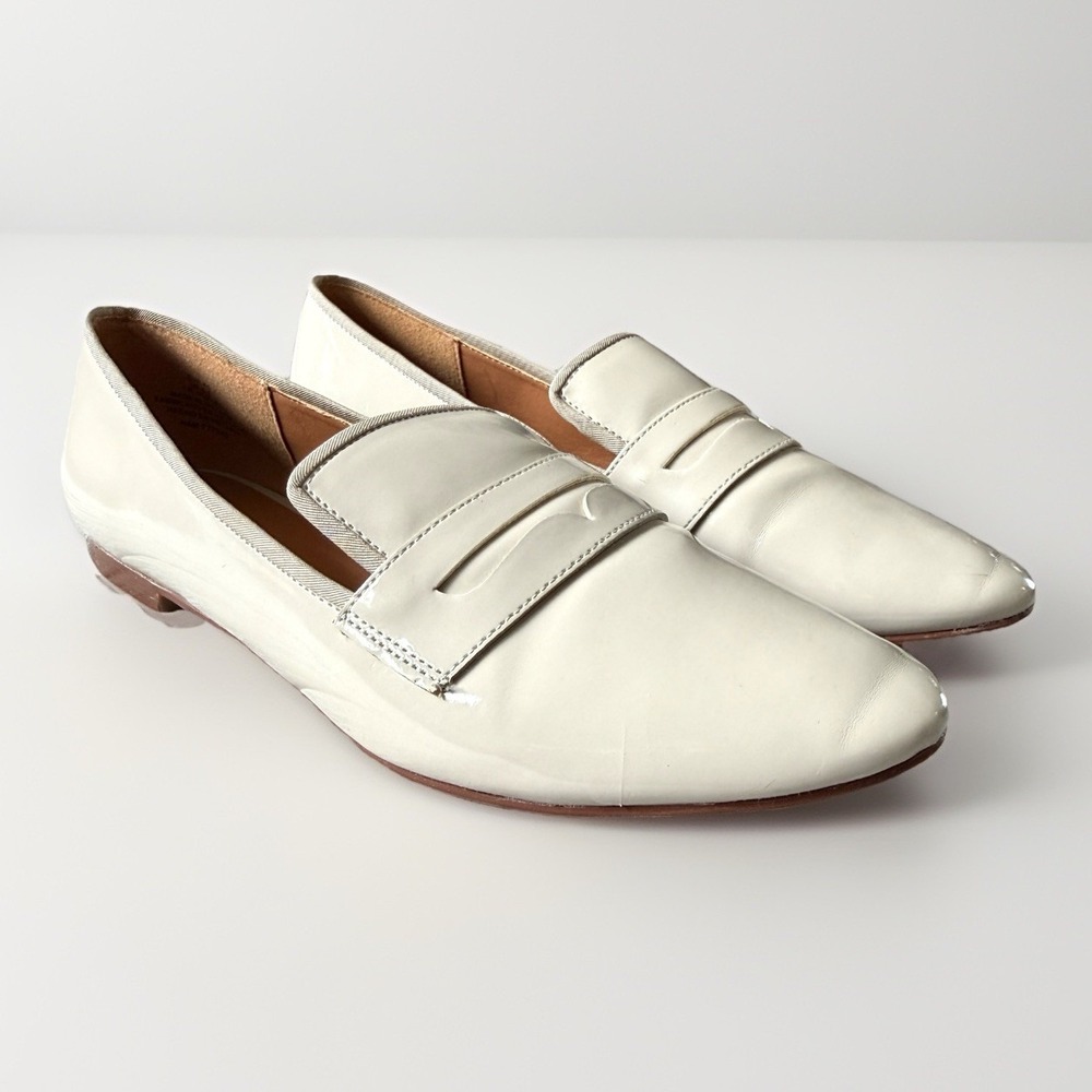 H&M Ivory Glossy Patent Penny‎ Loafer Oxford Shoe 8.5 Slip On Scandi Minimalist